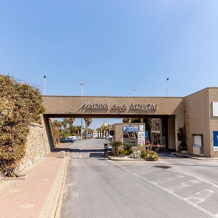 Aregai Marina Exclusive Seaside Apartments Santo Stefano al Mare Esterno foto