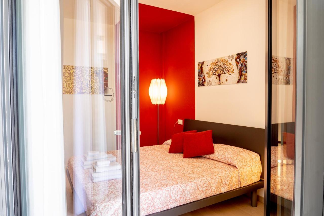 Aregai Marina Exclusive Seaside Apartments Santo Stefano al Mare Esterno foto