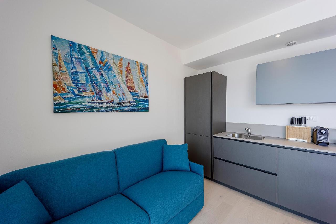 Aregai Marina Exclusive Seaside Apartments Santo Stefano al Mare Esterno foto